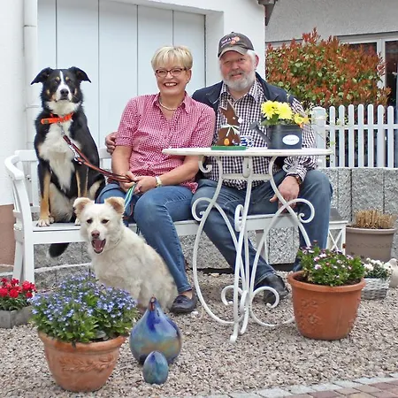 Apartment Wohnen Am Waldrand In Der Pfalz